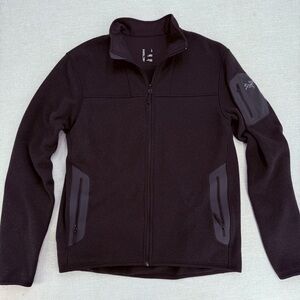 Arc'teryx Black fleece Performance Jacket zipup